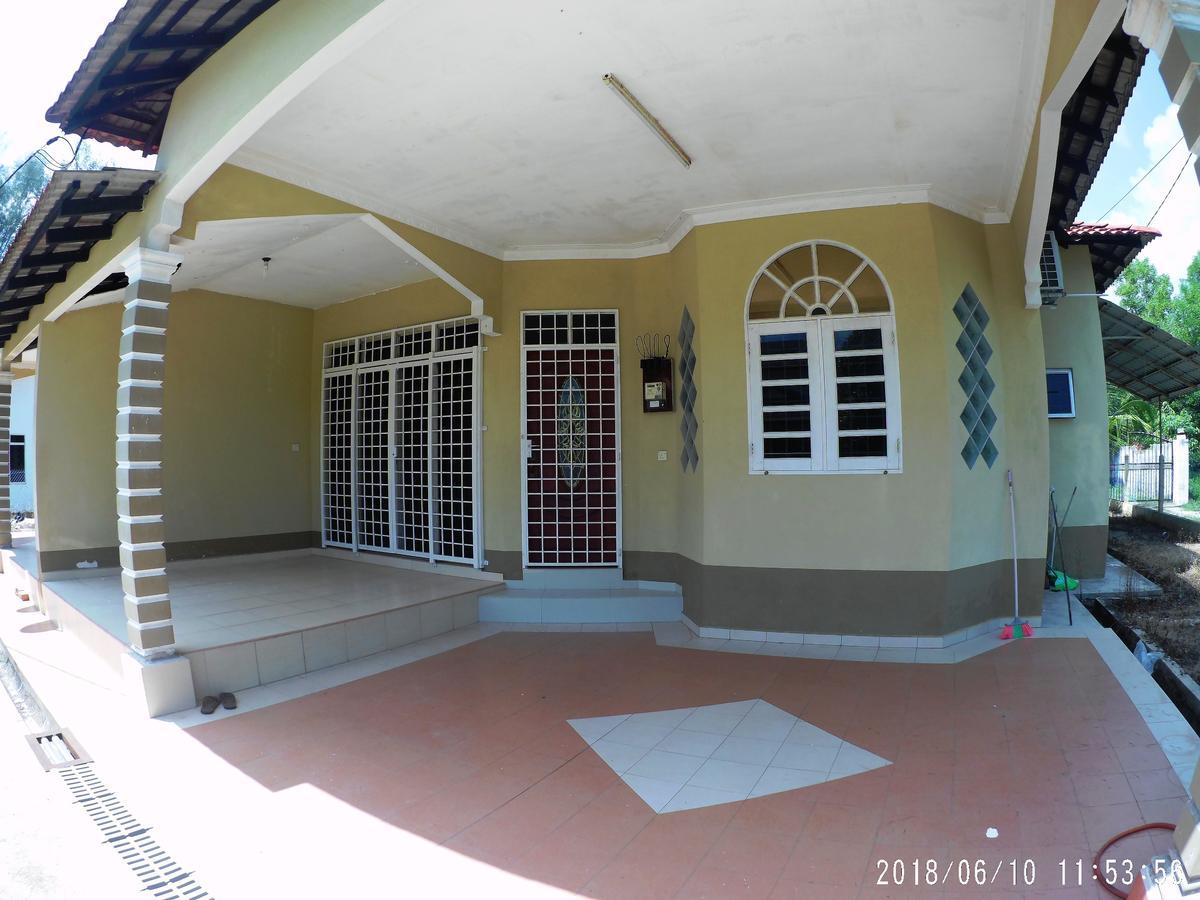 FBS Guesthouse Dungun Exterior foto