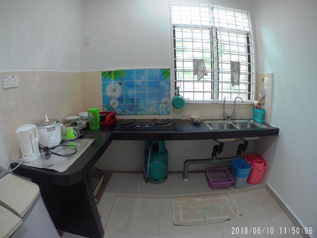 FBS Guesthouse Dungun Exterior foto