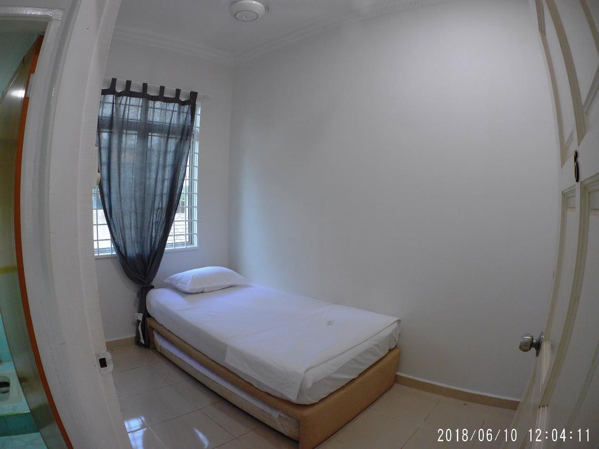 FBS Guesthouse Dungun Exterior foto