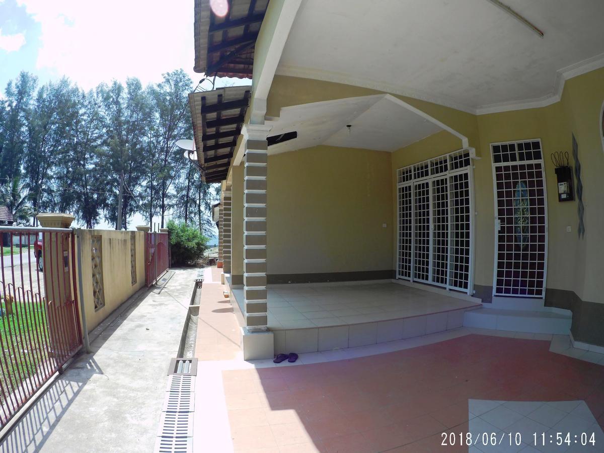FBS Guesthouse Dungun Exterior foto