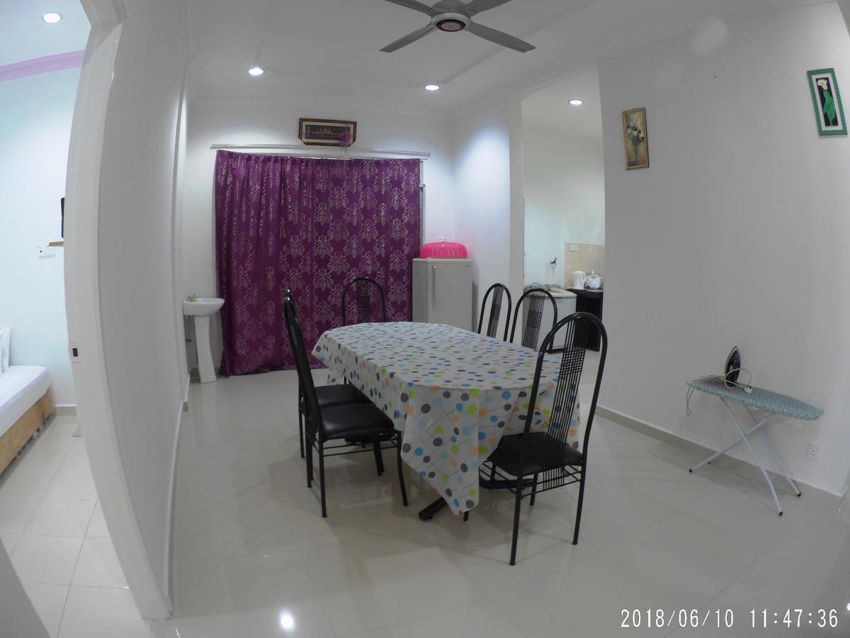 FBS Guesthouse Dungun Exterior foto