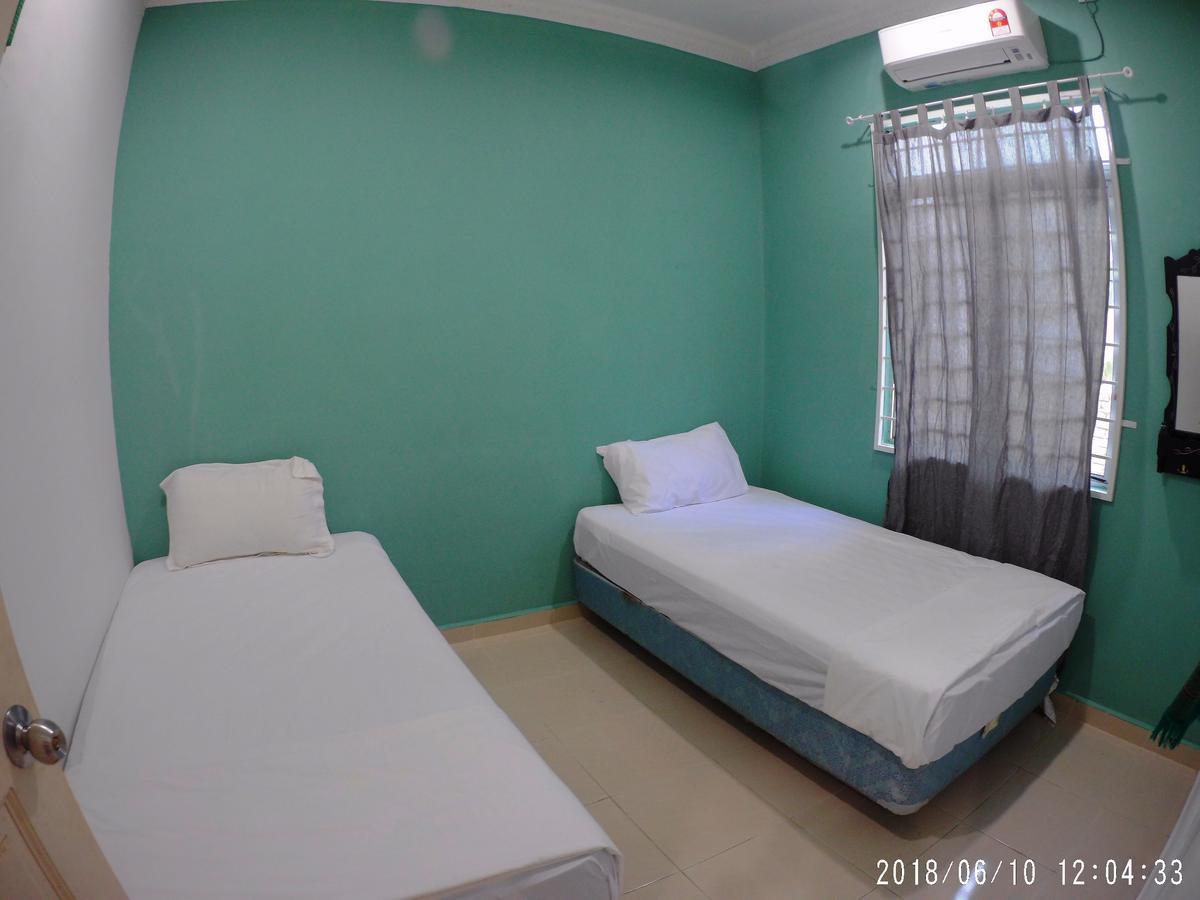 FBS Guesthouse Dungun Exterior foto