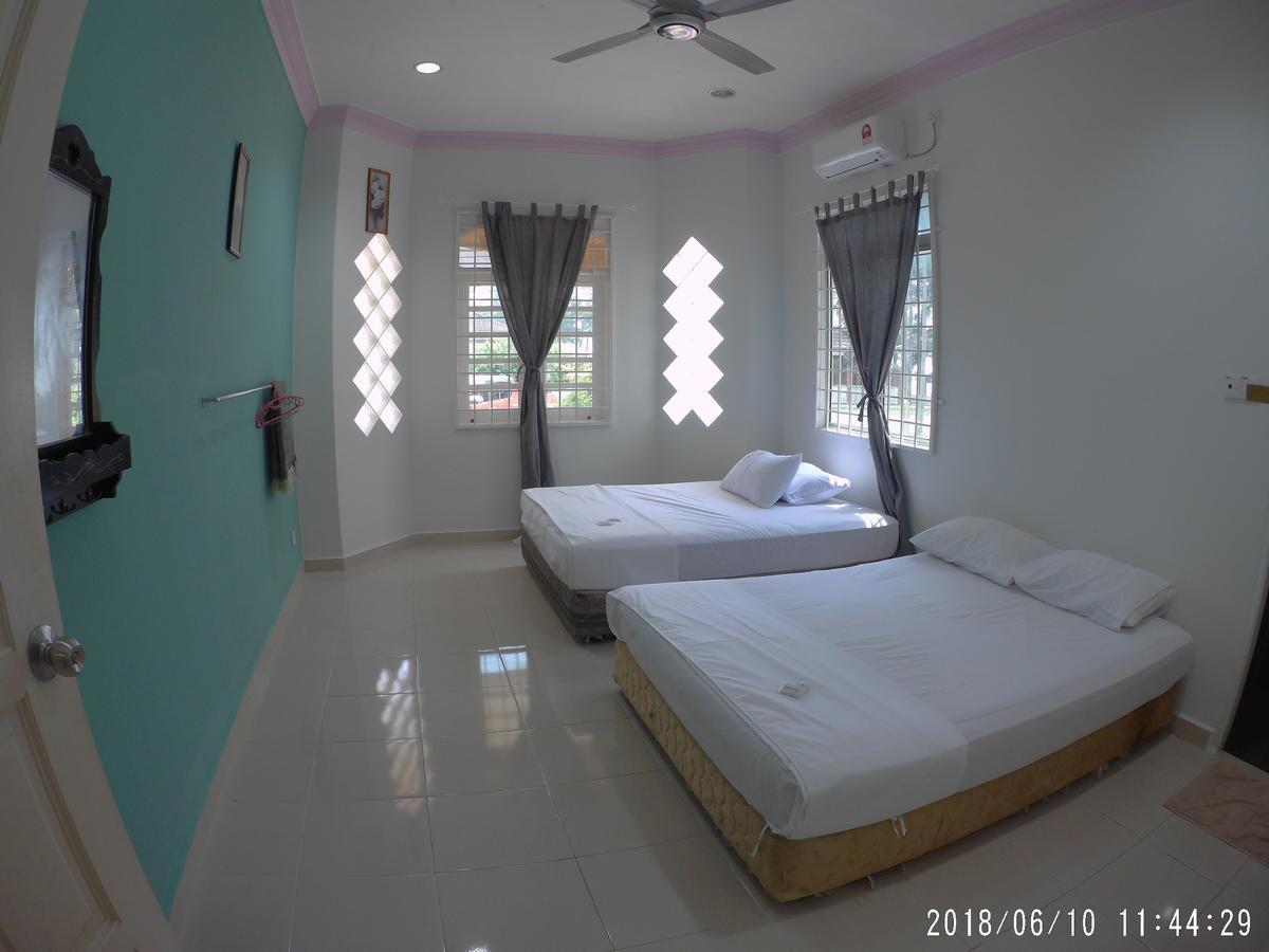 FBS Guesthouse Dungun Exterior foto