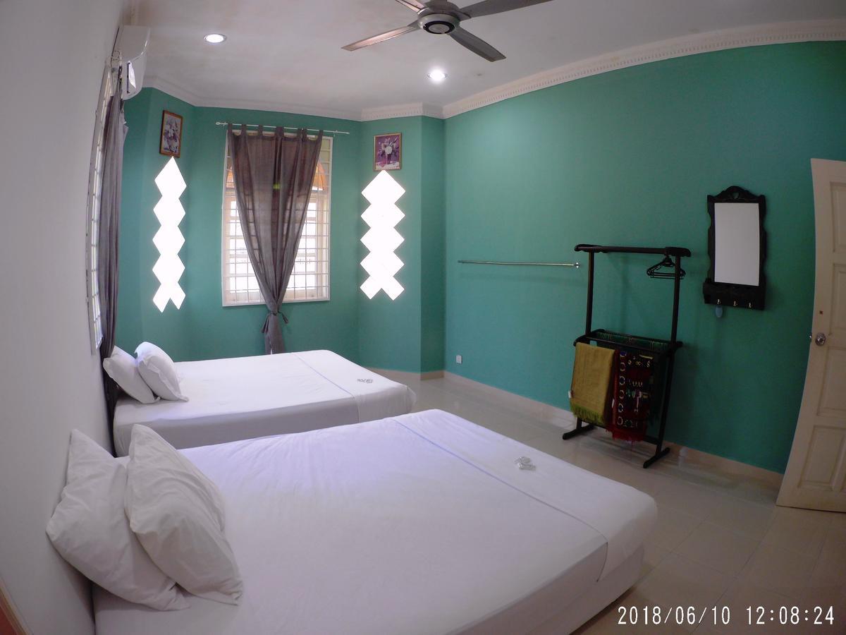 FBS Guesthouse Dungun Exterior foto