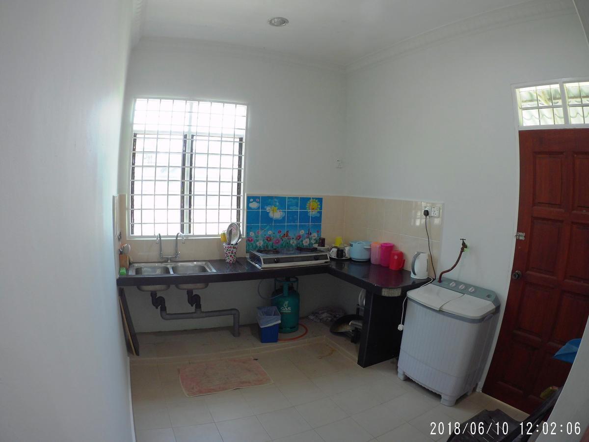 FBS Guesthouse Dungun Exterior foto