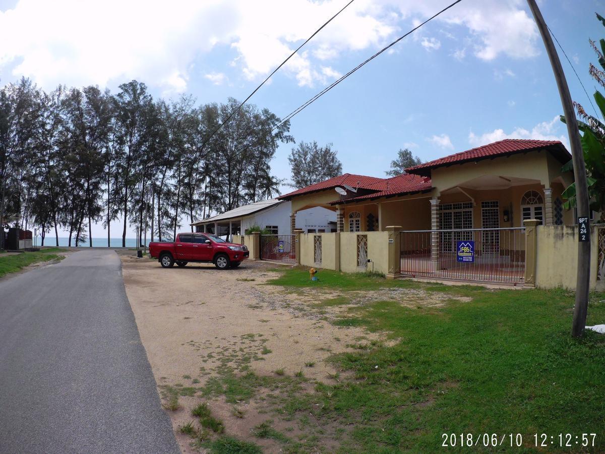 FBS Guesthouse Dungun Exterior foto